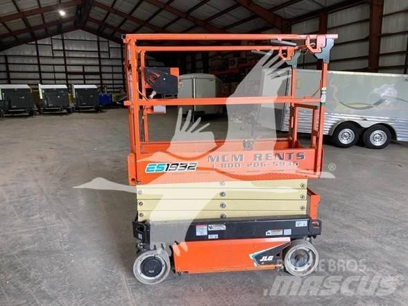 JLG ES1932 Scissor lifts