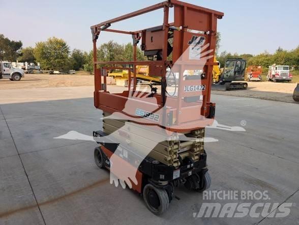 JLG ES1932 Scissor lifts