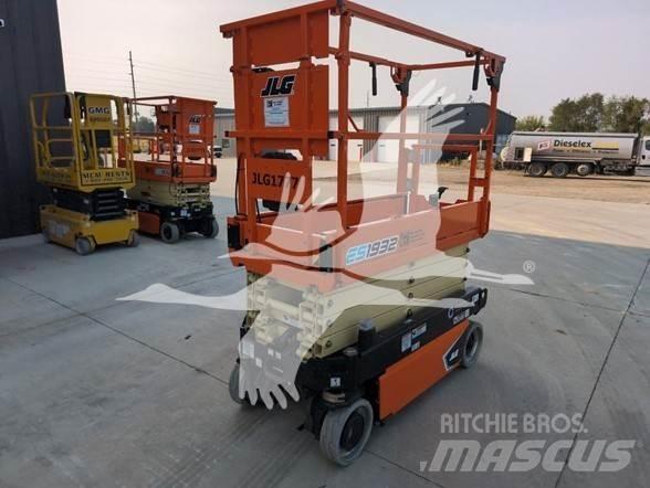 JLG ES1932 Scissor lifts