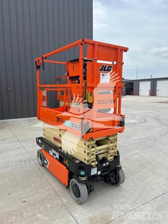 JLG ES1932 Scissor lifts