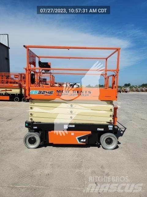 JLG ES3246 Scissor lifts