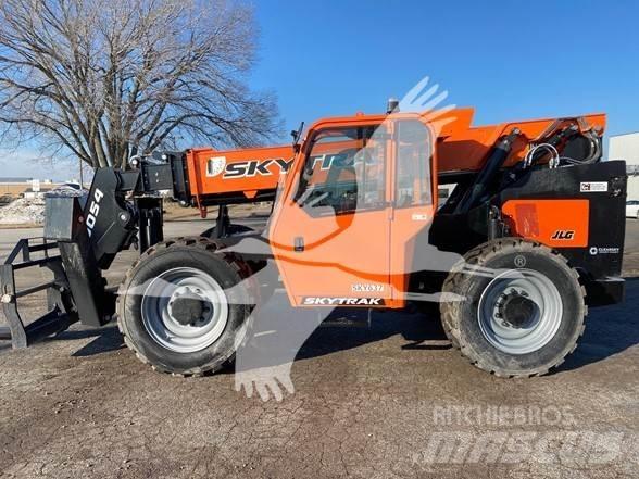 SkyTrak 10054 Telescopic handlers