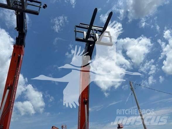 SkyTrak 6034 Telescopic handlers