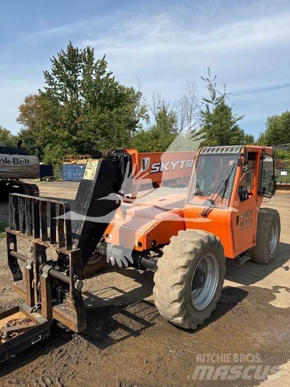 SkyTrak 8042 Telescopic handlers