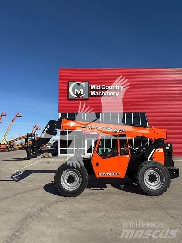 SkyTrak 8042 Telescopic handlers