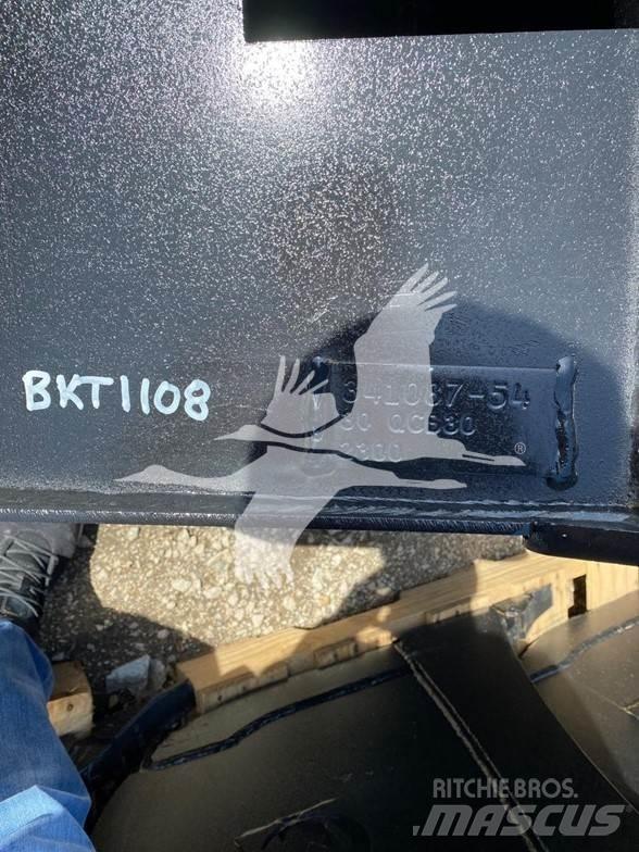 TAG SK85CS-7 Buckets
