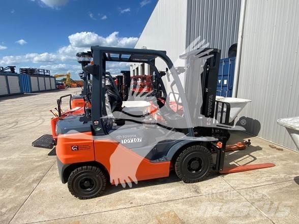 Toyota 8FGU25 Diesel trucks