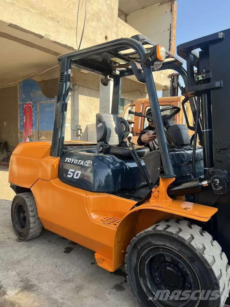 Toyota FD 50 Diesel trucks