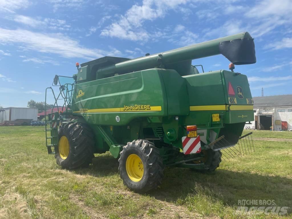 John Deere 9780 CTS Combine harvesters