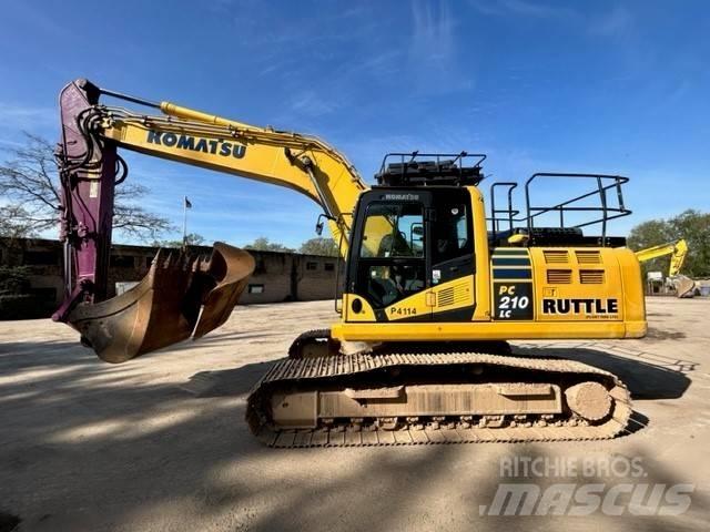 Komatsu PC 210 LC-11 Crawler excavators
