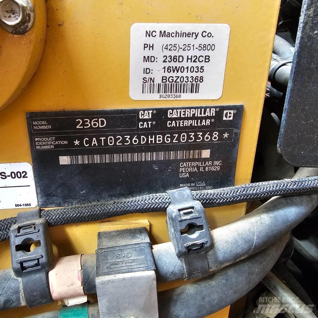 CAT 236D Skid steer loaders
