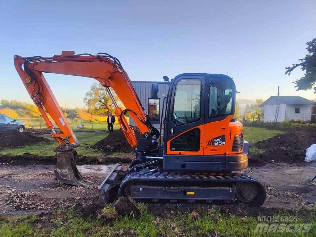 Dosan Dx85r-3 Mini excavators  7t - 12t