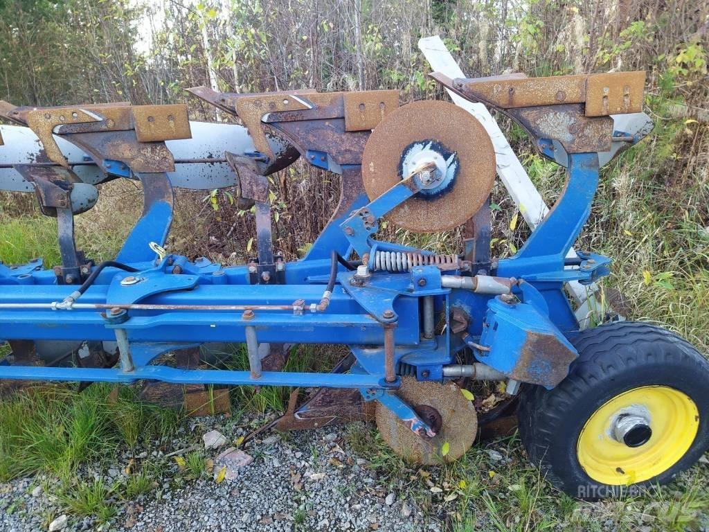 Överum DX590H Reversible ploughs