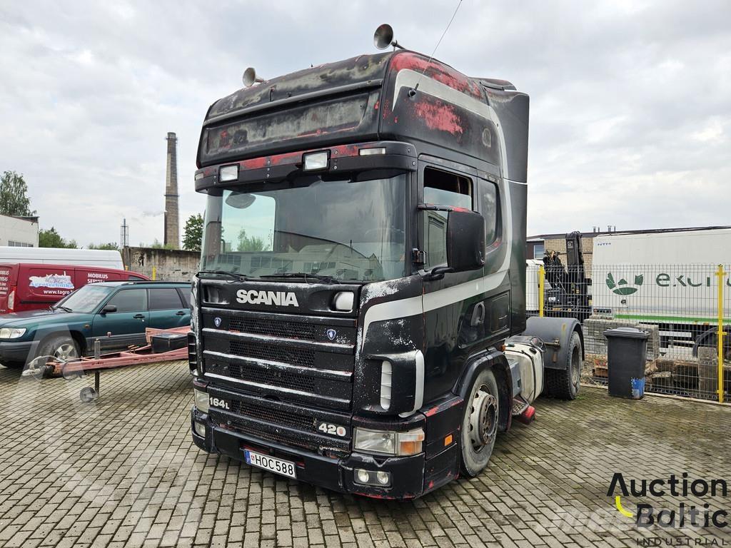 Scania 420 Prime Movers