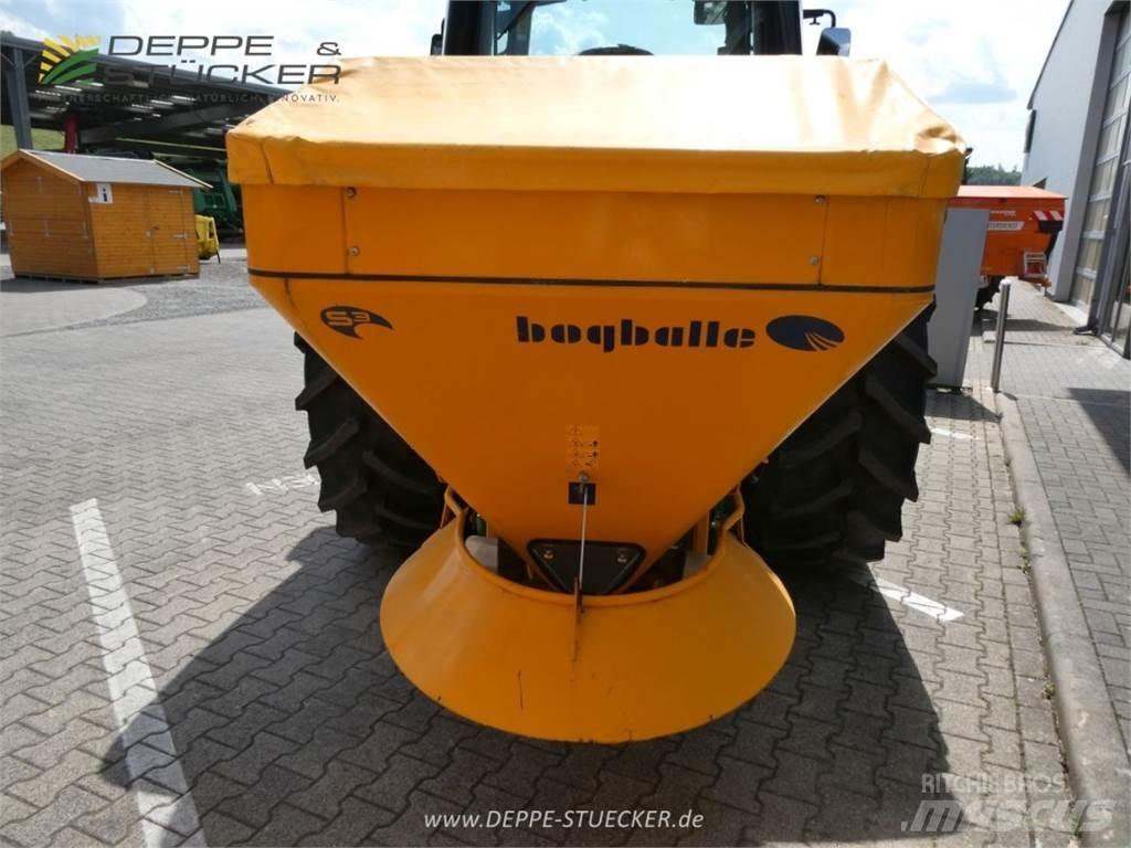 Bogballe S3 Sand and salt spreaders