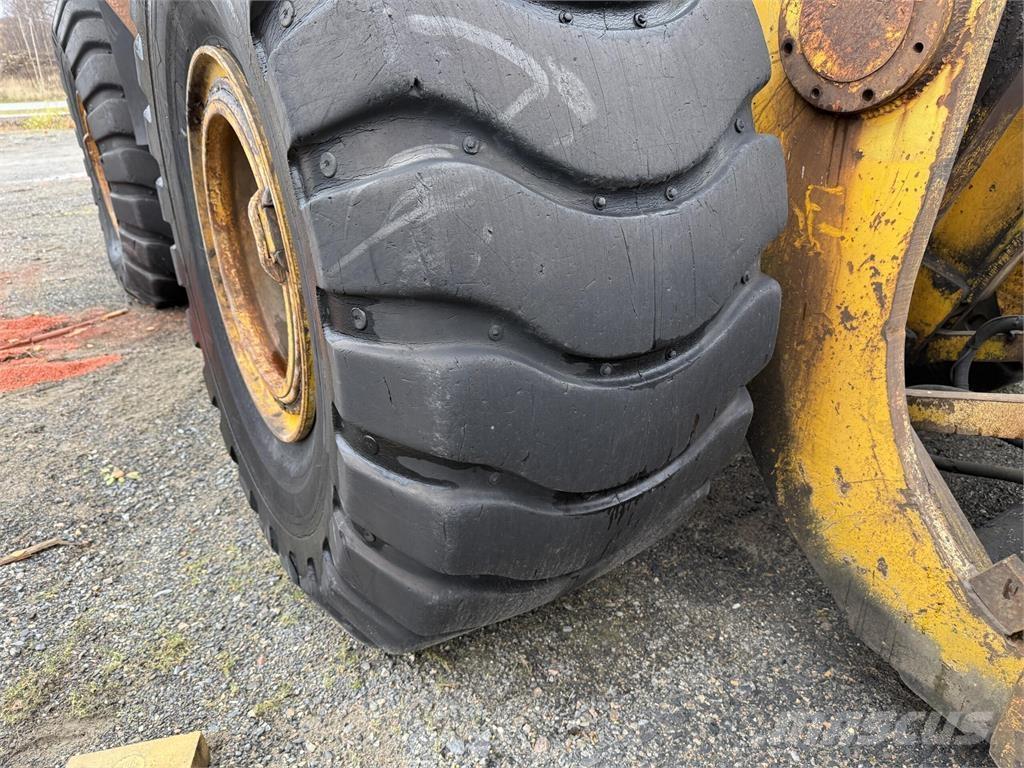 Hanomag C66 Wheel loaders