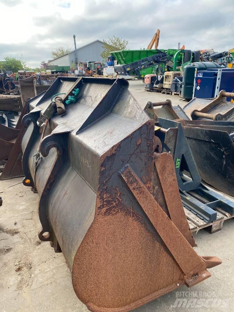 Volvo BM læsseskovl Buckets