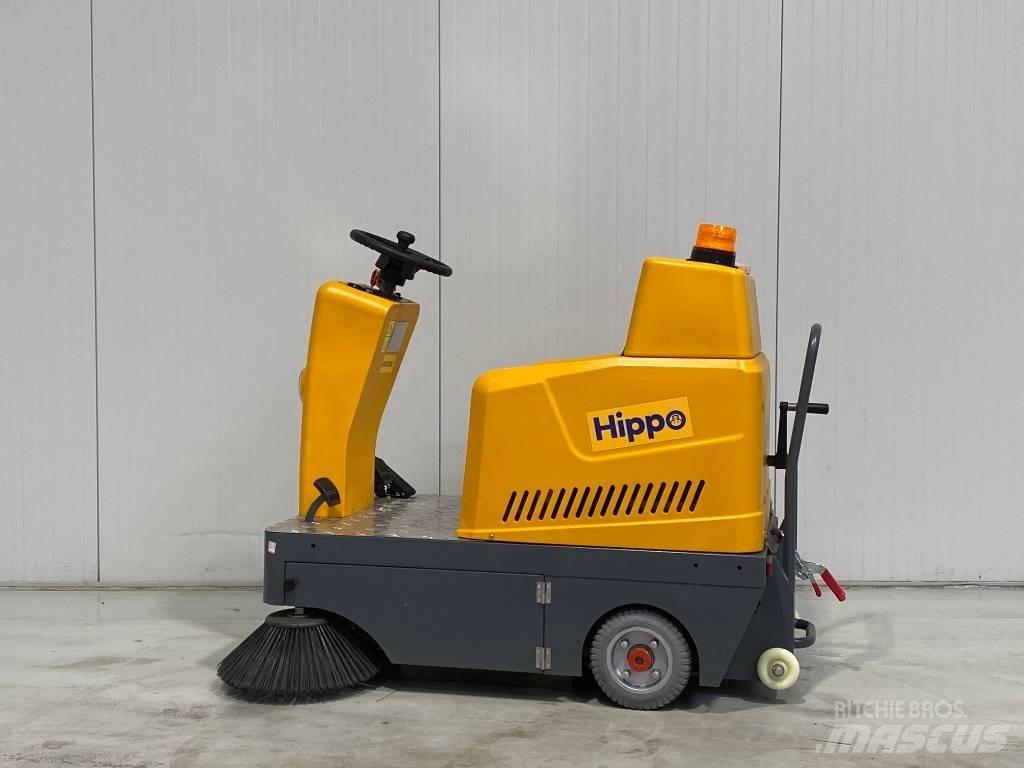  Hippo S1150 Sweepers