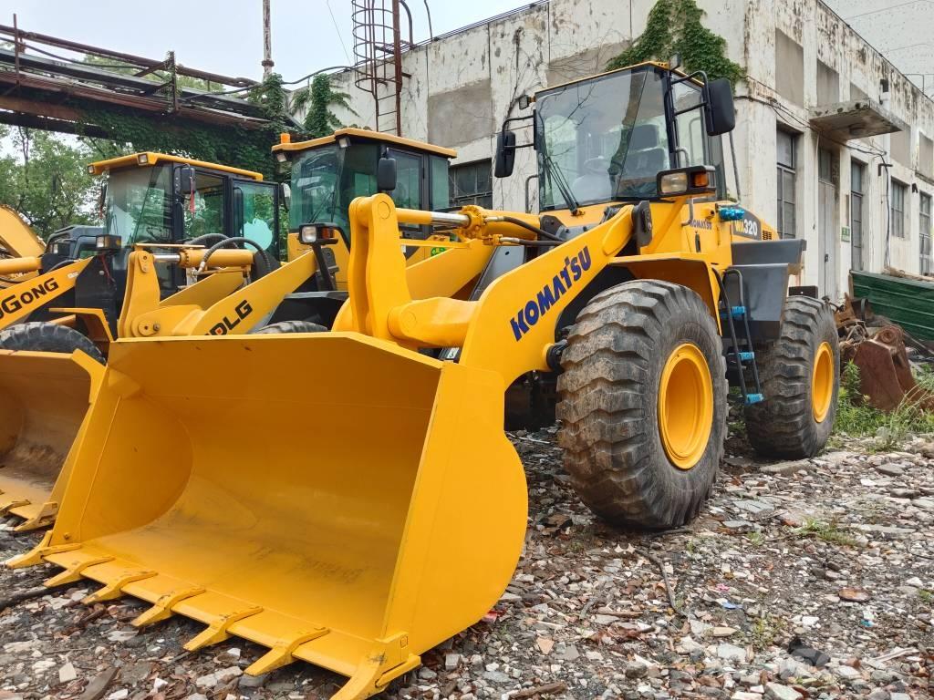 Komatsu WA 320 Wheel loaders