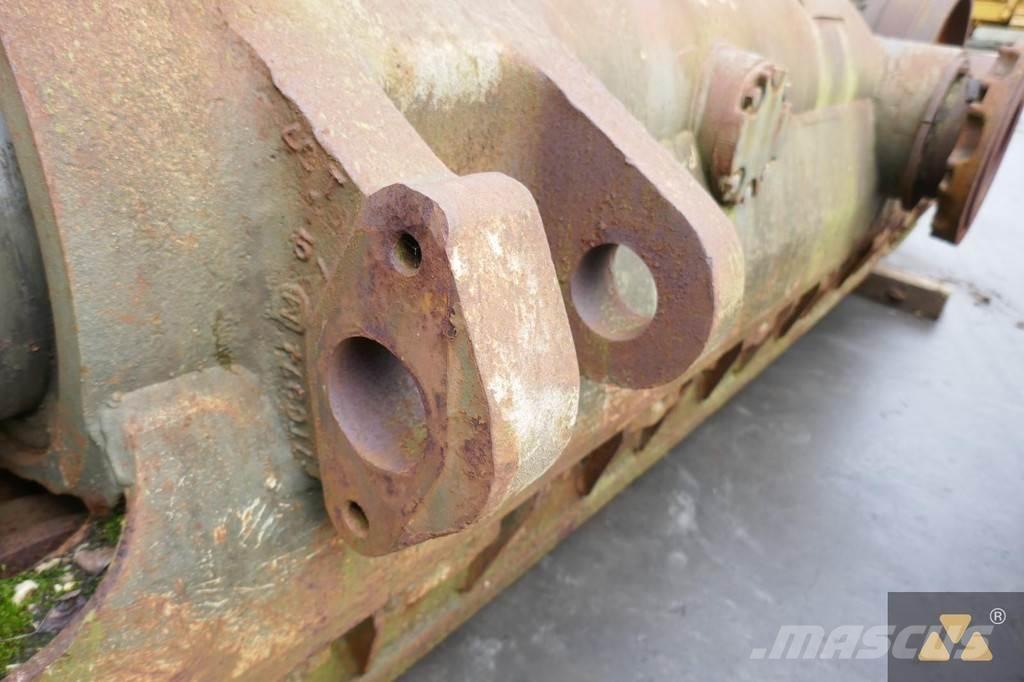 CAT 9W-0558 Tyres, wheels and rims