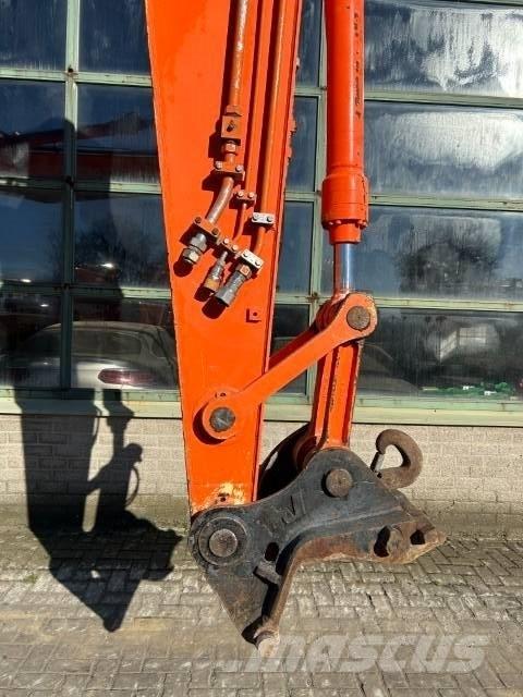 Hitachi ZX 160 W Wheeled excavators