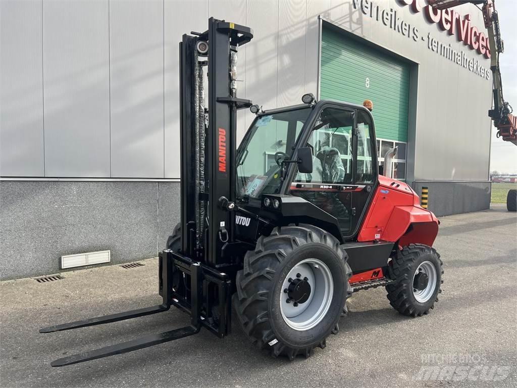 Manitou M30-4 Rough terrain truck