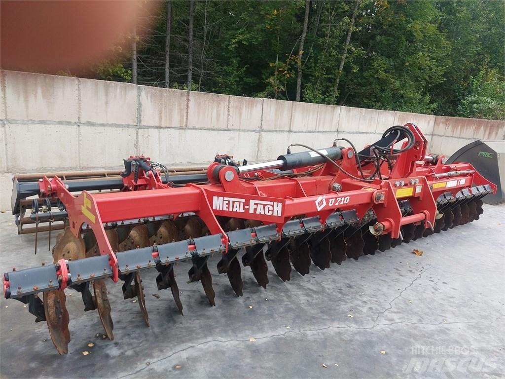 Metal-Fach U710 Power harrows and rototillers
