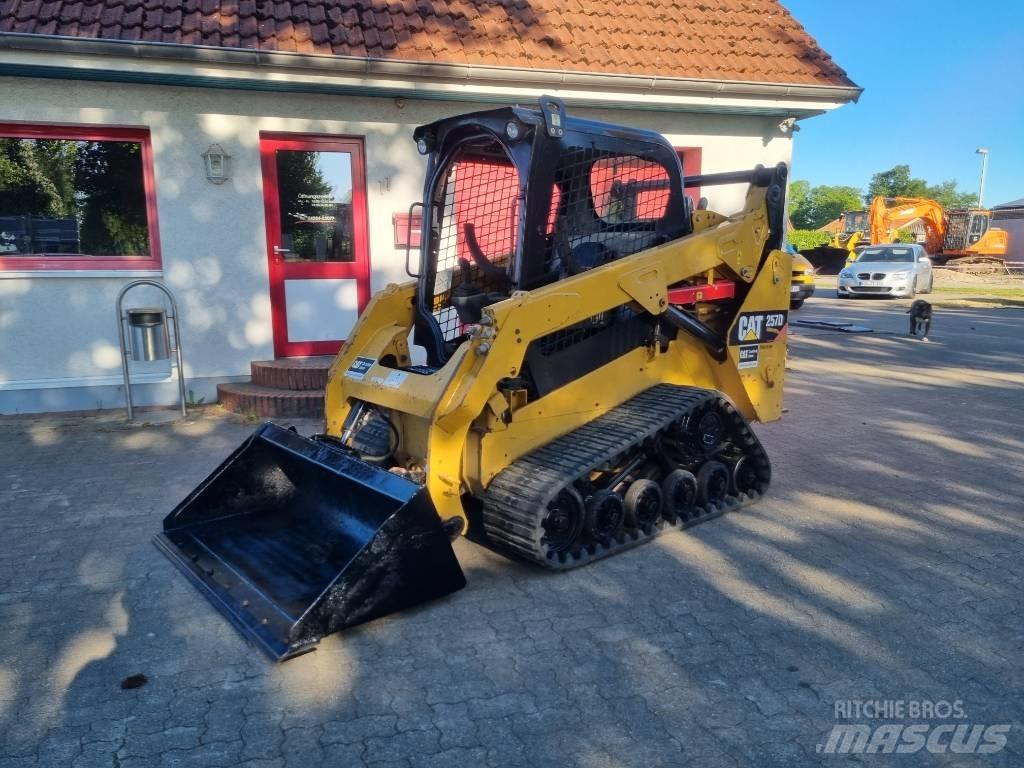 CAT 257 D Skid steer loaders