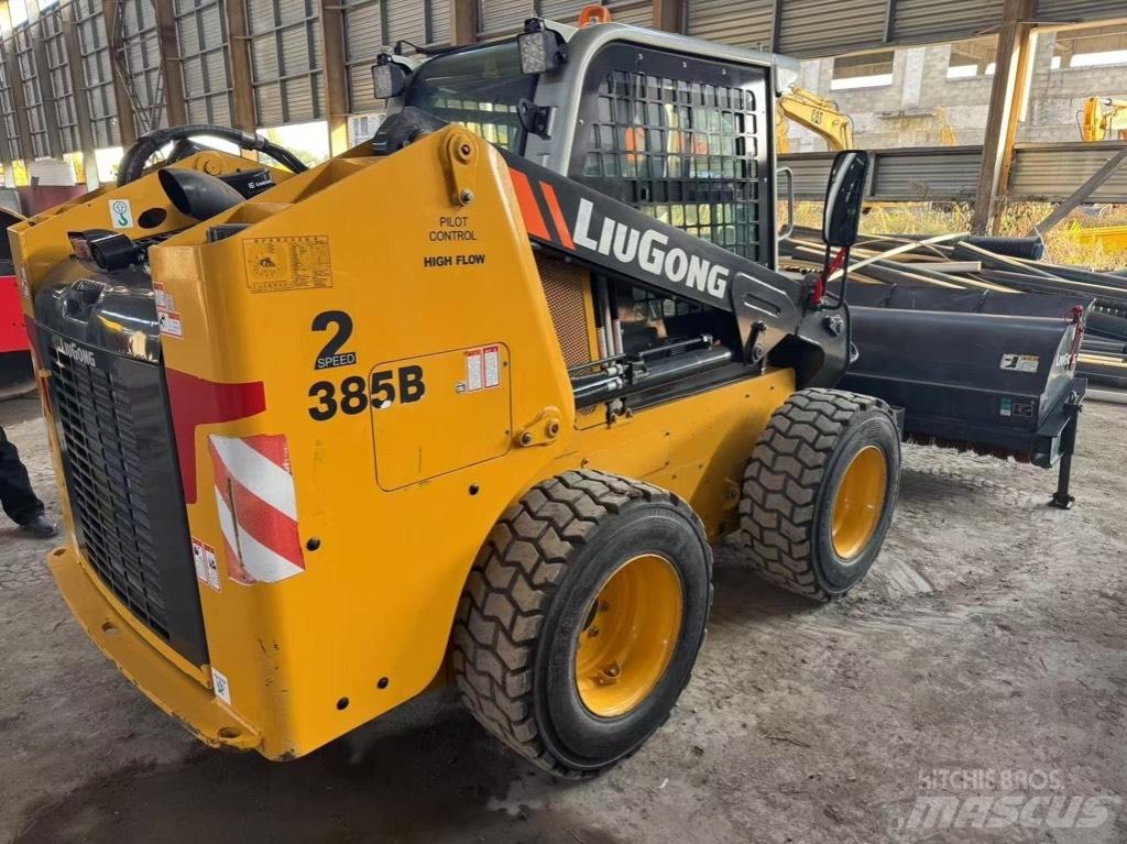 LiuGong 385 B Skid steer loaders