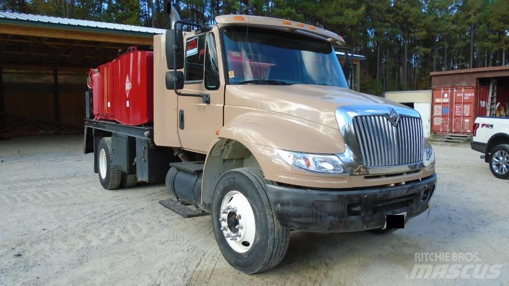 International 8500 Tanker trucks