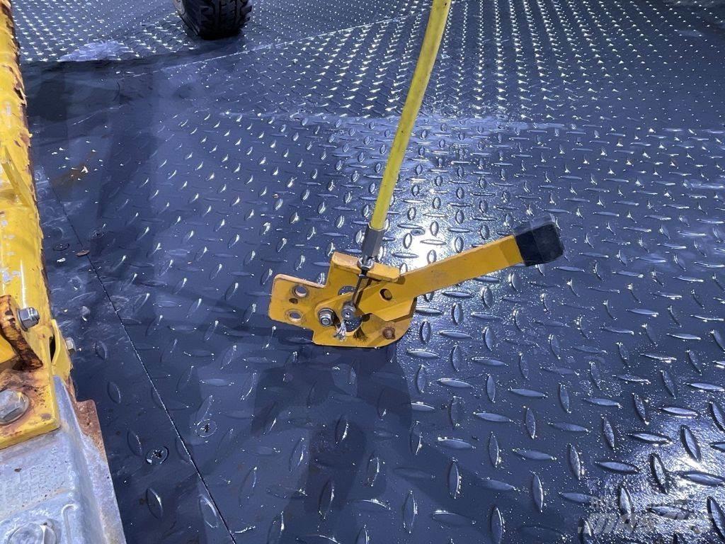 Bogballe S2-T Sand and salt spreaders