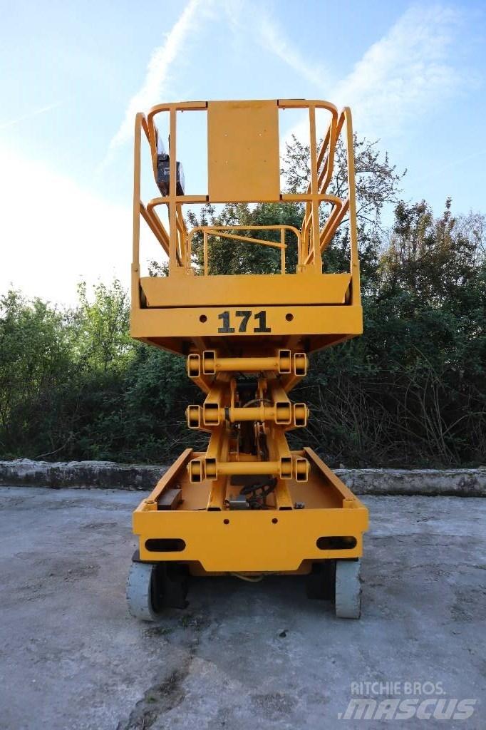 Haulotte Compact 10 Scissor lifts