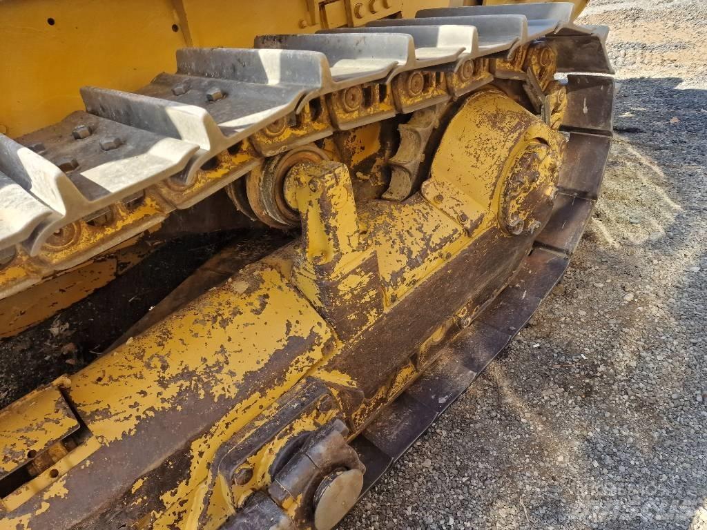 CAT D 6 D Crawler dozers