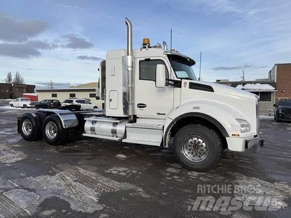 Kenworth T880 Prime Movers