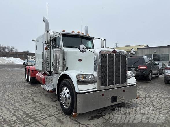 Peterbilt 389 Prime Movers