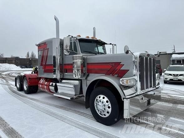 Peterbilt 389 Prime Movers