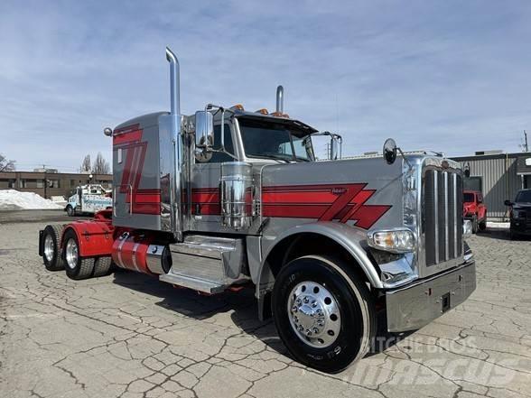 Peterbilt 389 Prime Movers