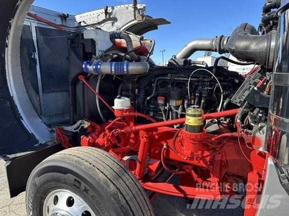 Peterbilt 389 Prime Movers