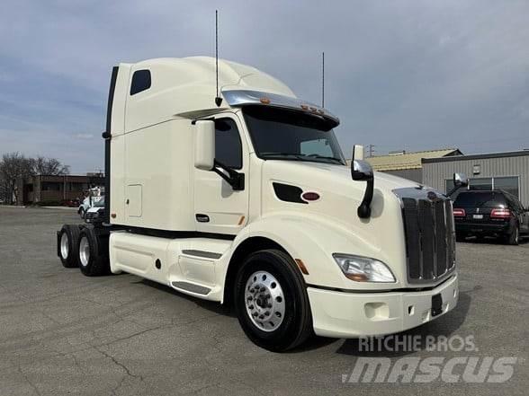 Peterbilt 579 Prime Movers