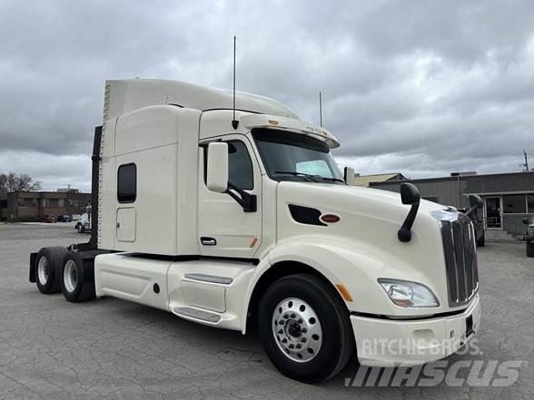 Peterbilt 579 Prime Movers