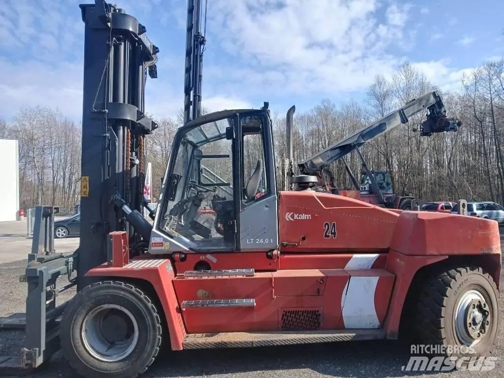 Kalmar DCE160-12 Diesel trucks