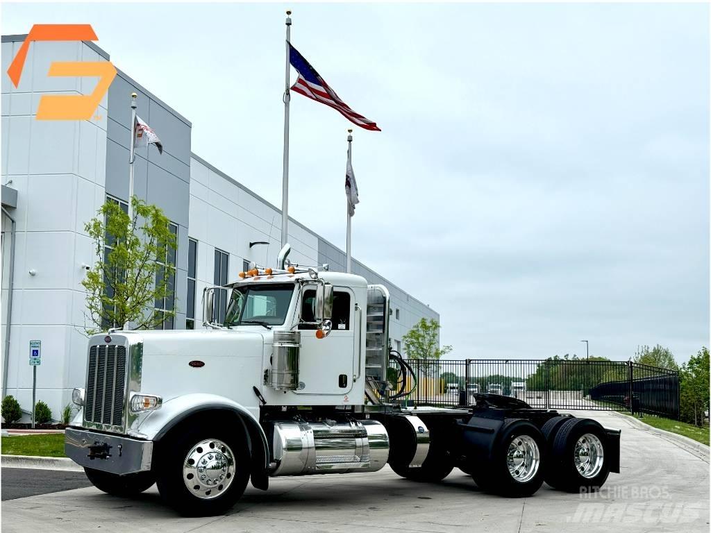 Peterbilt 389 Prime Movers