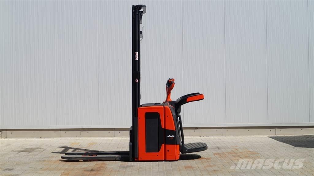 Linde L16APi Pedestrian stacker