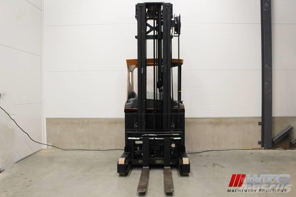 BT RR E 160 Reach truck