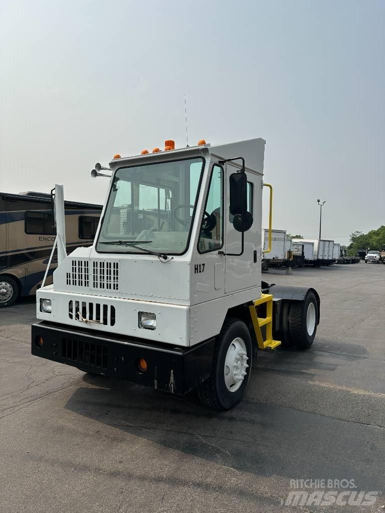 Ottawa 4x2 Off-Road Terminal tractors