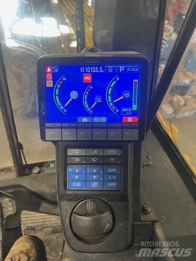 Komatsu PC210LL-10 Knuckle boom loaders