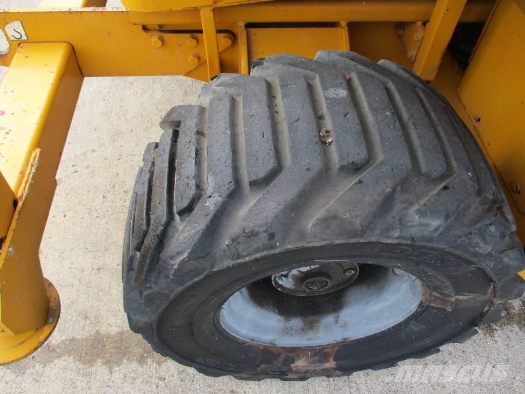 JLG 3394 RT  (535) Scissor lifts