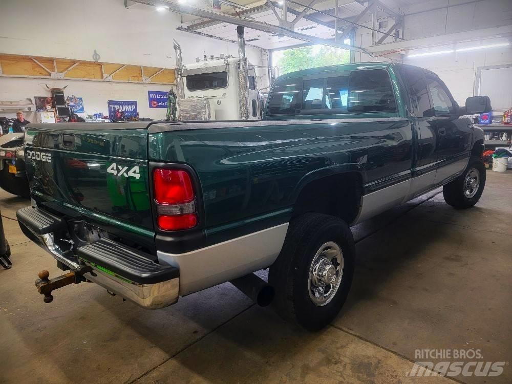 Dodge 2500 SLT Other trucks