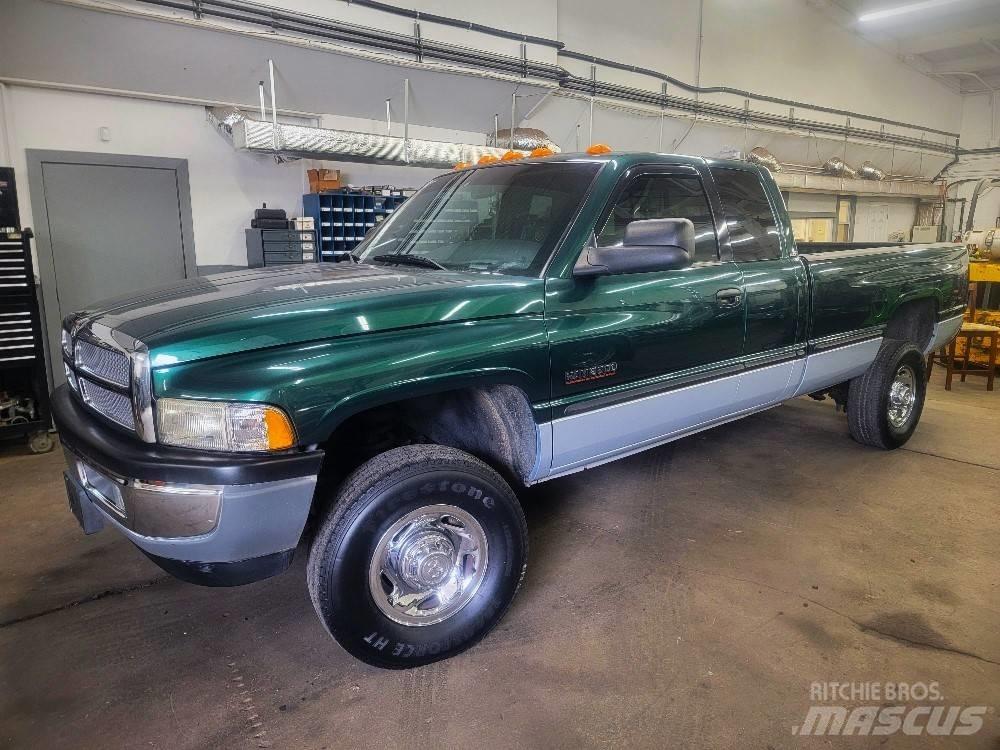 Dodge 2500 SLT Other trucks