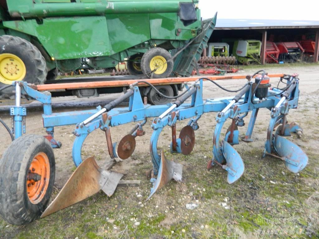Överum 4 Ploughs